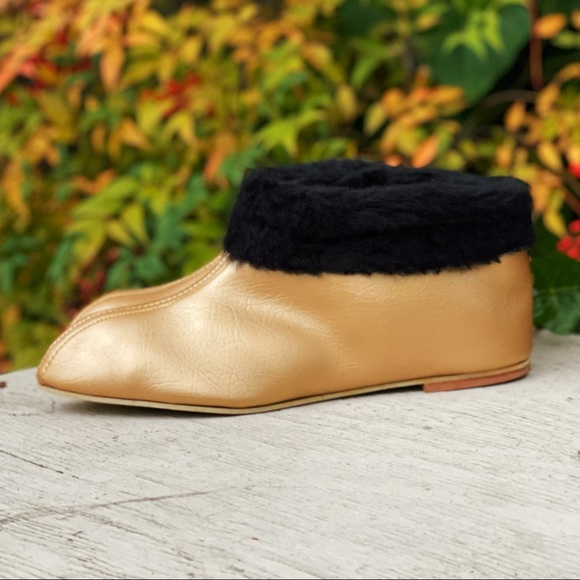 RARE 1960s Metallic Gold Faux Fur Trimmed Genie Boudoir Booties/Slippers - Picture 3 of 9